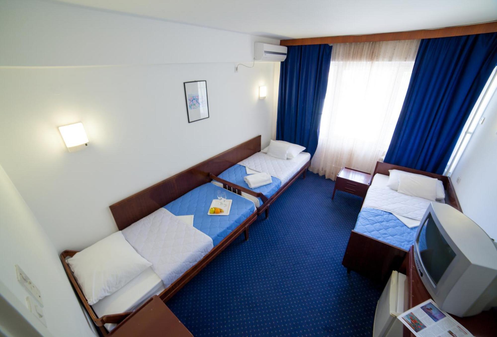 Corpus B - Hotel Albatros Ulcinj Room photo