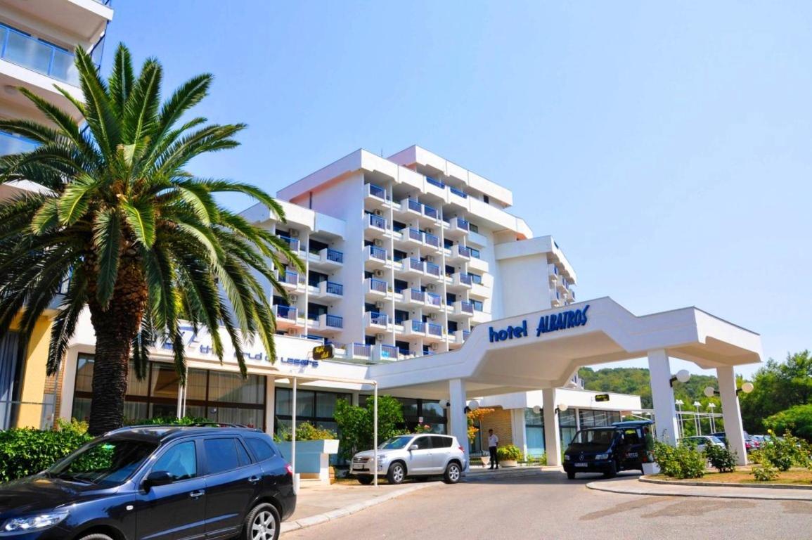Corpus B - Hotel Albatros Ulcinj Exterior photo