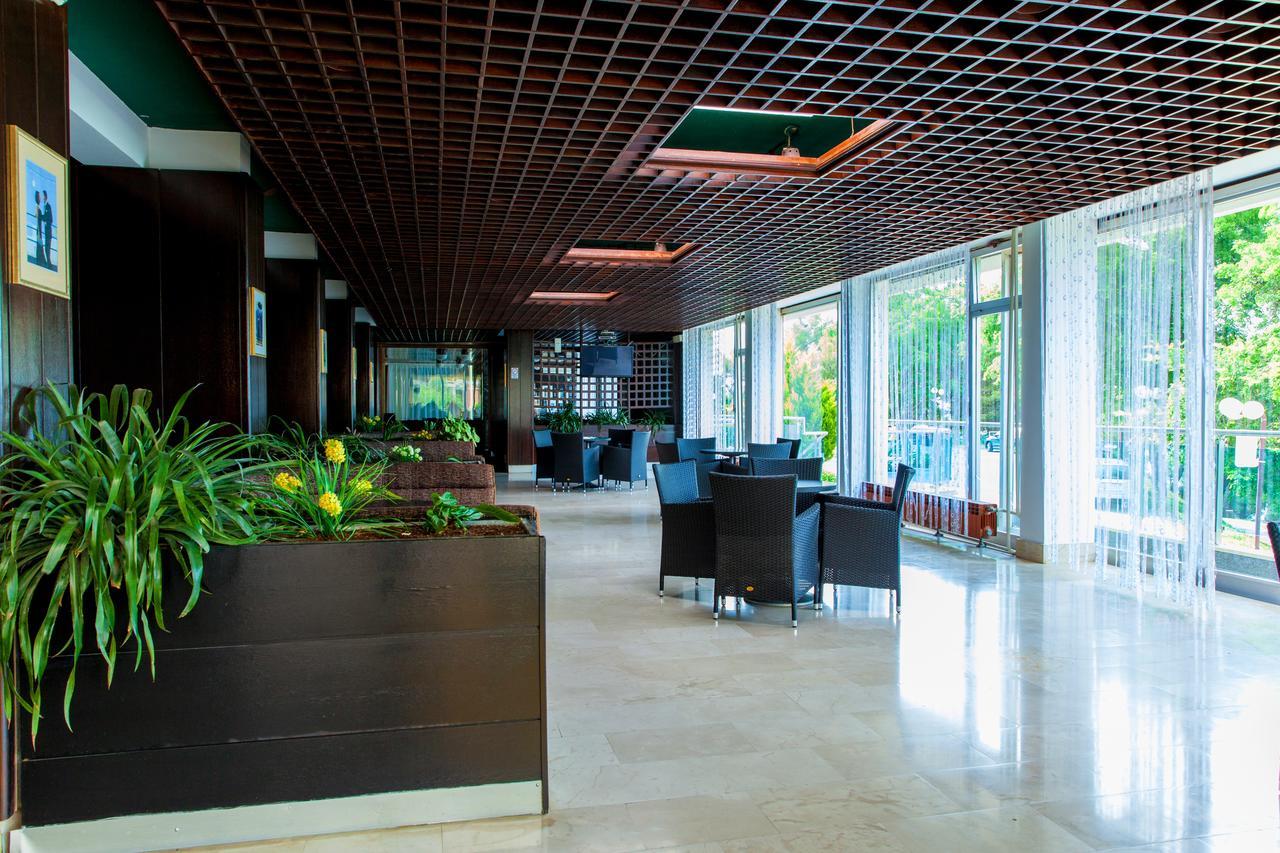 Corpus B - Hotel Albatros Ulcinj Exterior photo